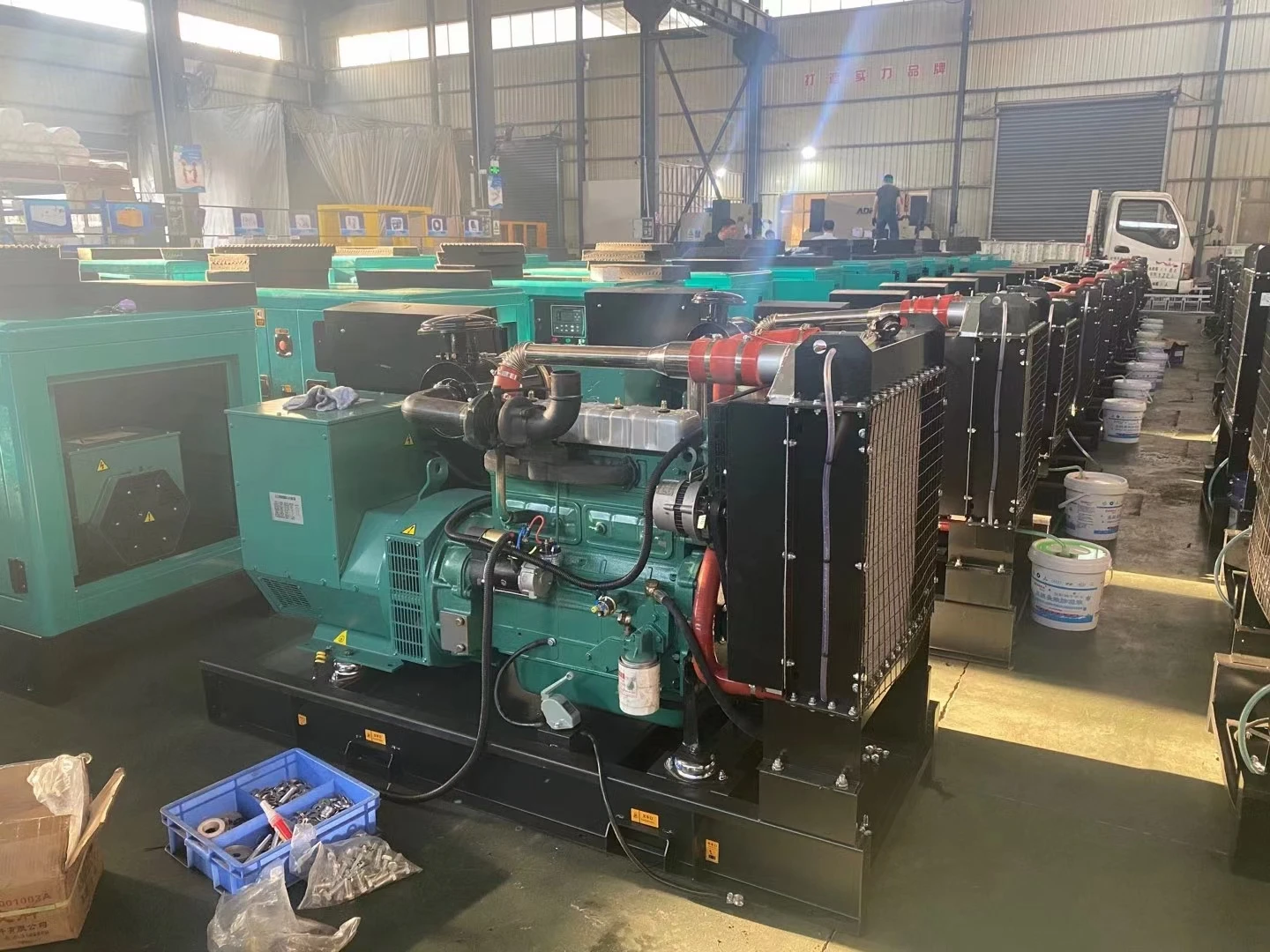 Rese&ntilde;a de la l&iacute;nea de productos: generadores di&eacute;sel de 30 kW para diversas demandas industriales