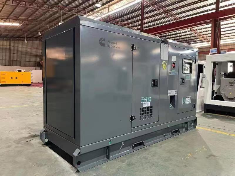 Cómo los generadores diésel de 75 kW cubren las necesidades energéticas de emergencia y de primaria en la industria