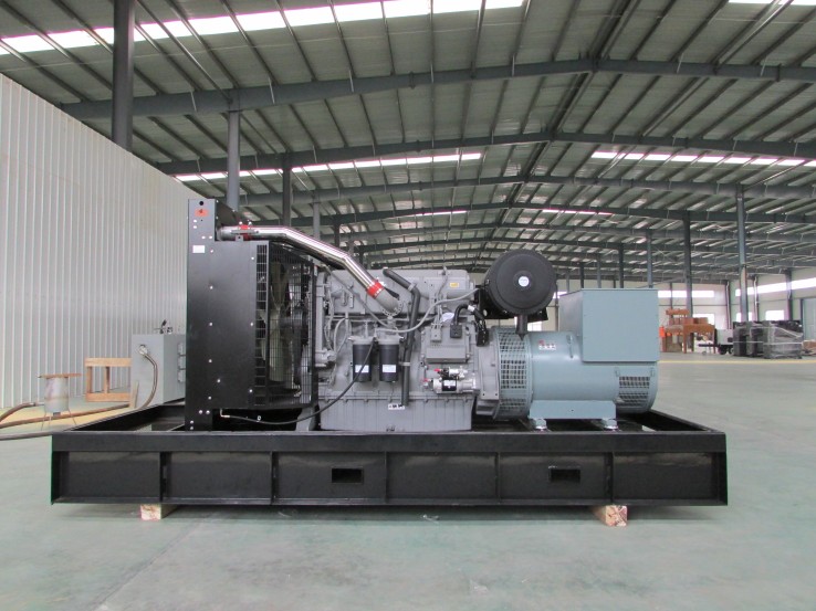 Planificación de compras de generadores de clase de 100 kW para instalaciones que consideran la posibilidad de utilizar energía a gas